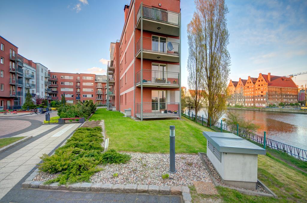 Dom & House - Apartamenty Kamienice Nad Motlawa Гданск Стая снимка