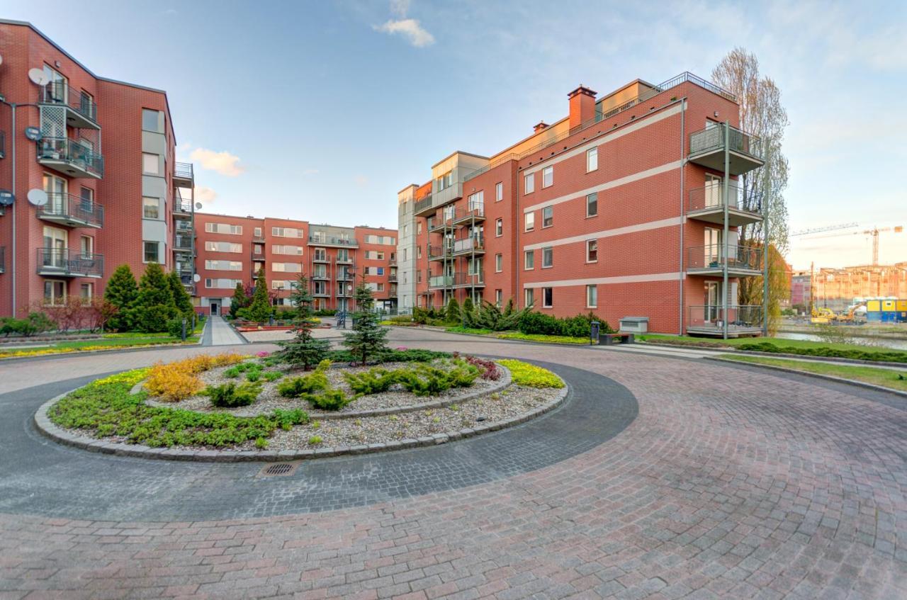 Dom & House - Apartamenty Kamienice Nad Motlawa Гданск Екстериор снимка